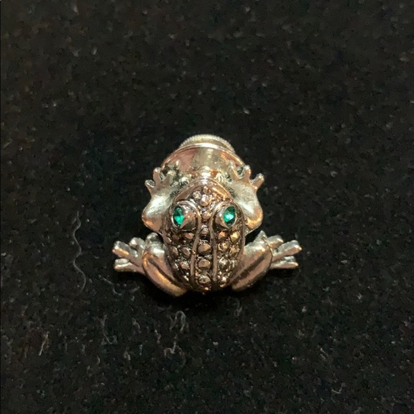 Mini Frog with Green Crystal Eyes & Marquisette - Picture 3 of 5